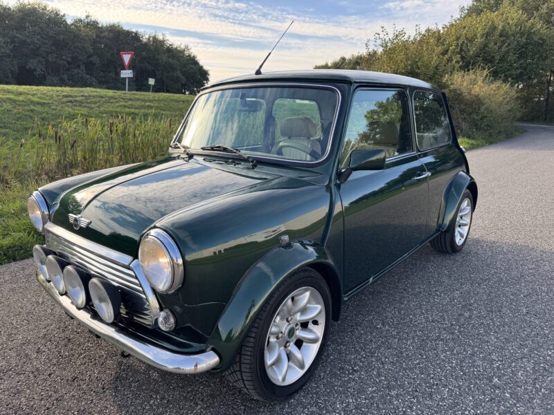 Mini Knightsbridge | 2000