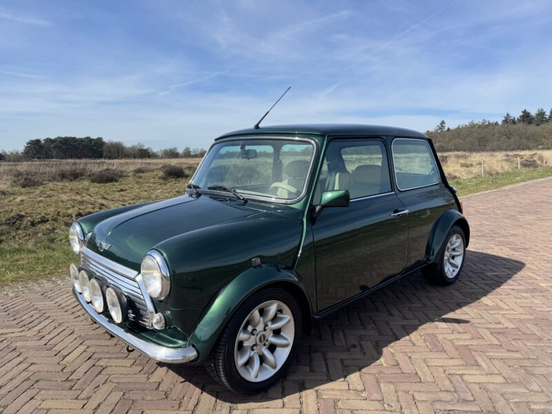 Mini Knightsbridge | 2000